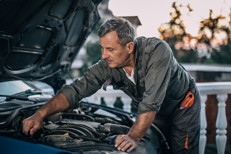 Mobile Mechanic in Fairview Shores, Florida